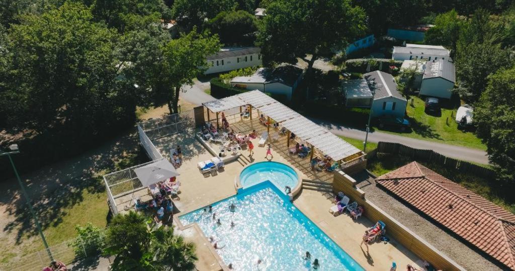 Camping Lou Broustaricq Sanguinet Exterior photo